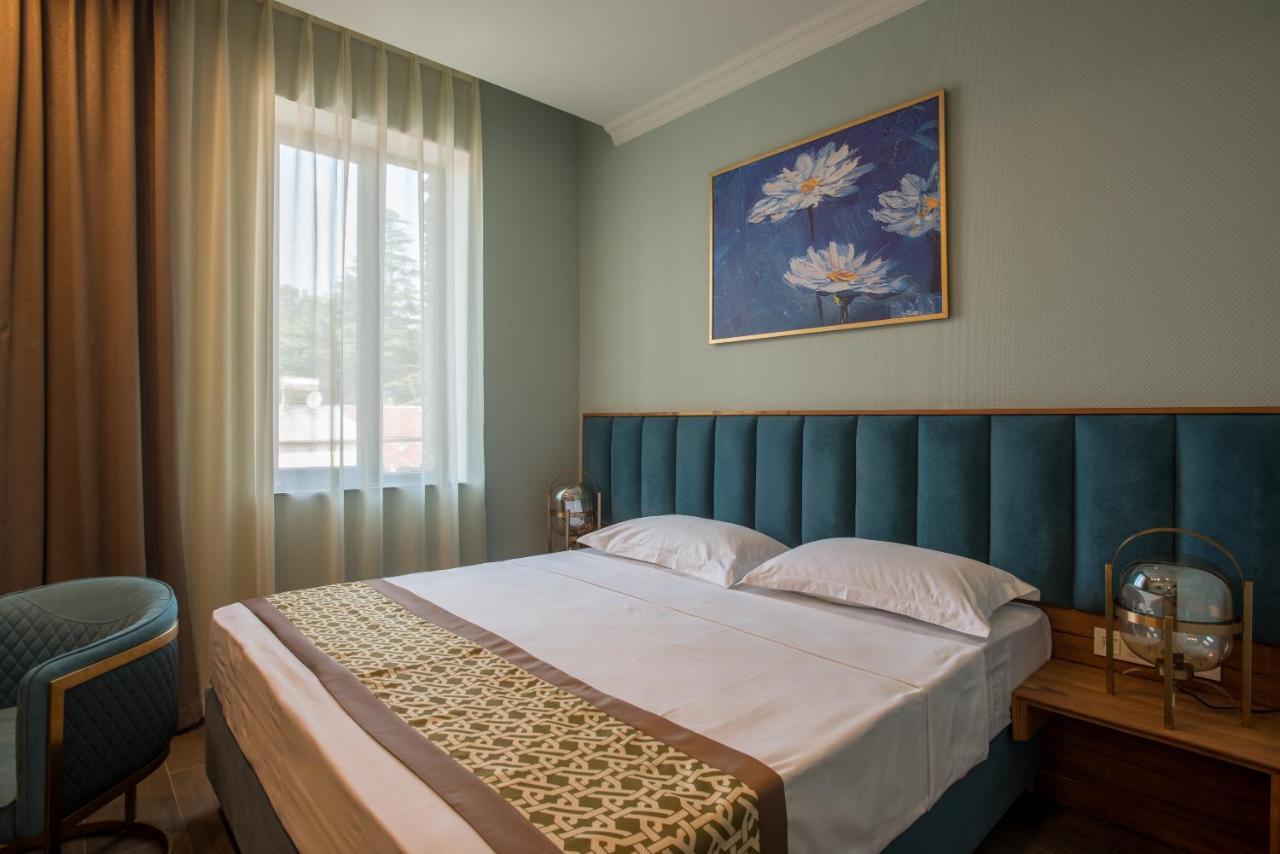 קוטאיסי Grand Opera Hotel מראה חיצוני תמונה