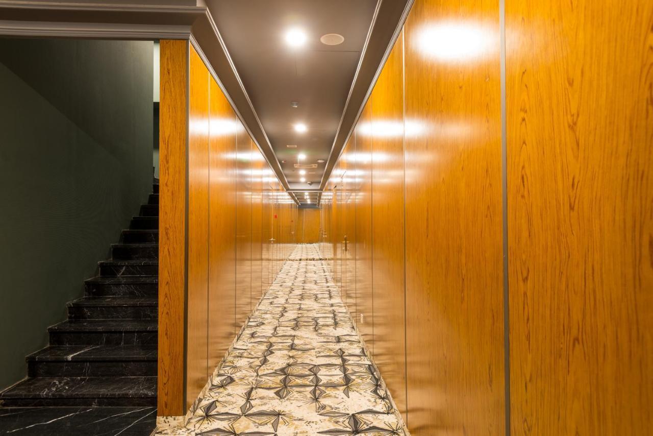 קוטאיסי Grand Opera Hotel מראה חיצוני תמונה