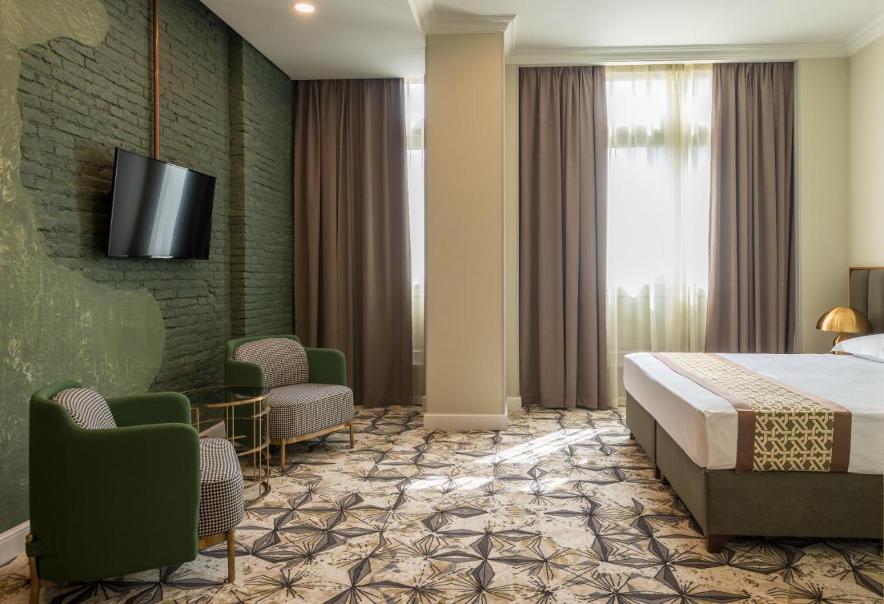 קוטאיסי Grand Opera Hotel מראה חיצוני תמונה