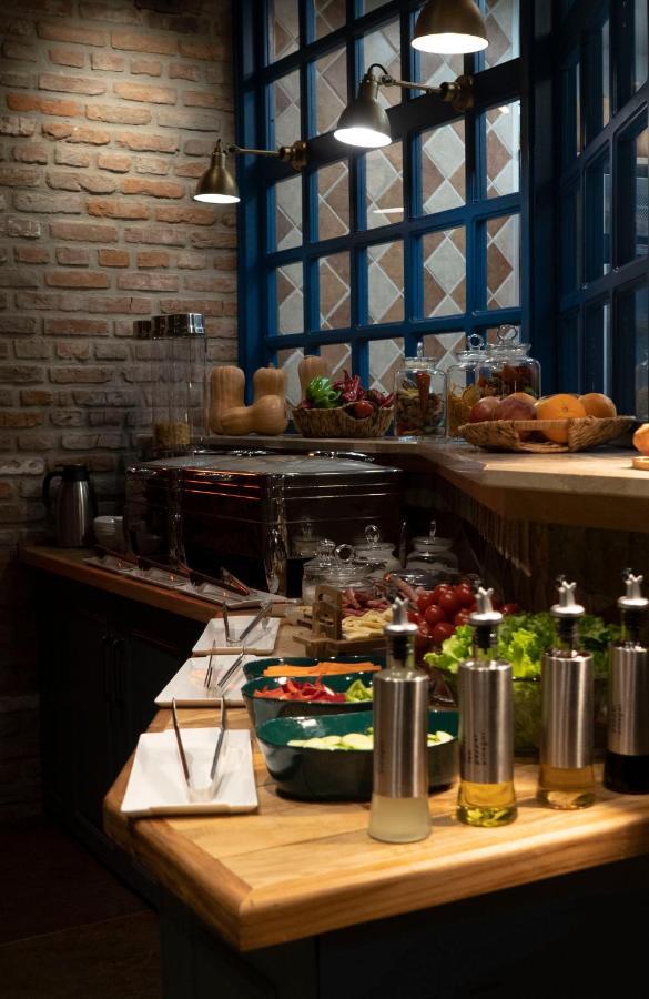 קוטאיסי Grand Opera Hotel מראה חיצוני תמונה